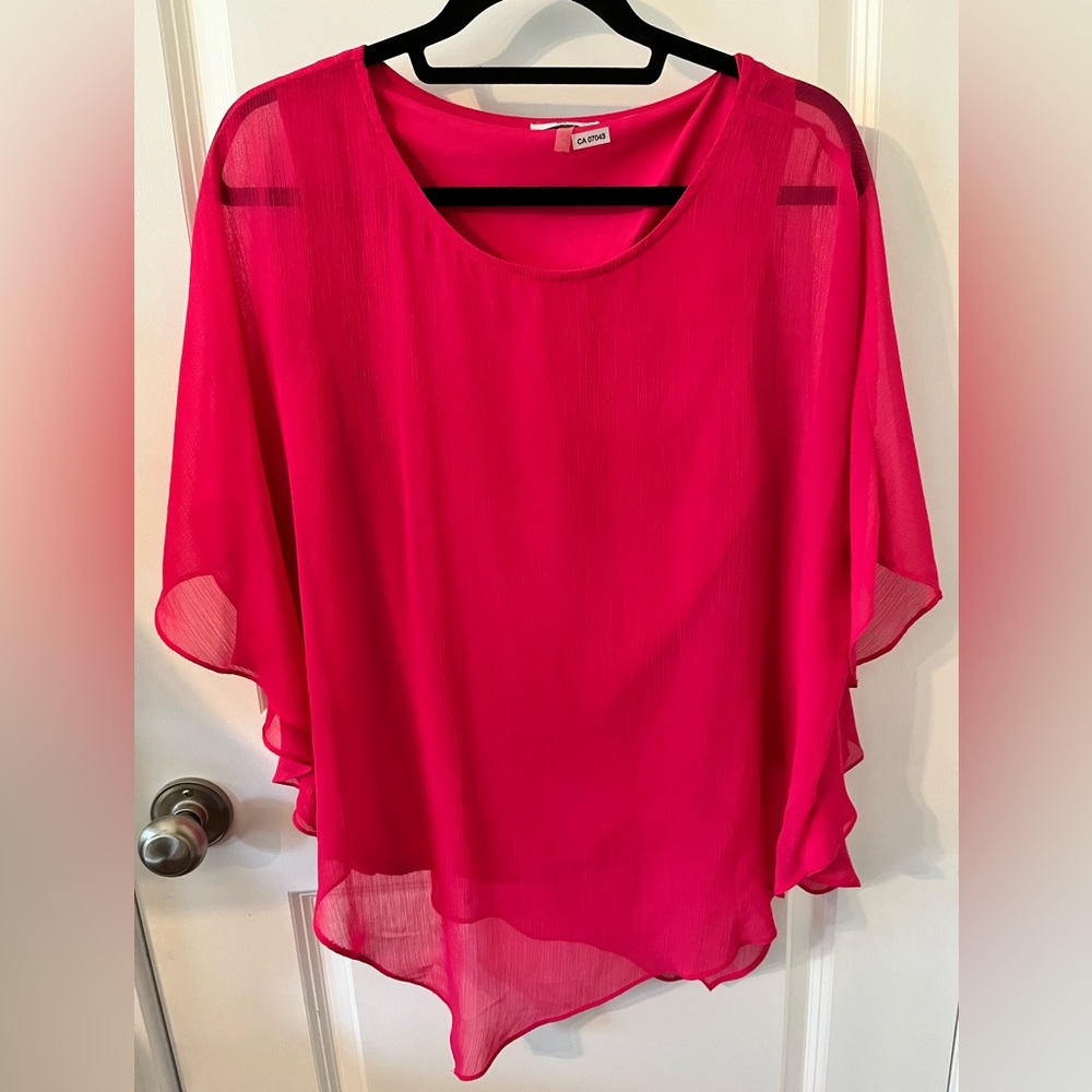 MILANO women’s pink asymmetrical short sleeve blouse. Size M